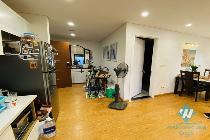 An affordable 2 bedrooms apartment for rent in Hong Kong Tower, Dong Da